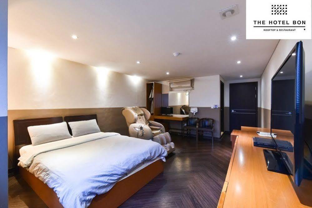 The Hotel Bon Suwon Esterno foto
