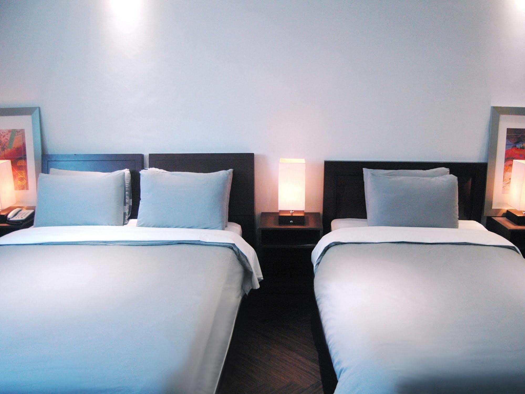 The Hotel Bon Suwon Esterno foto
